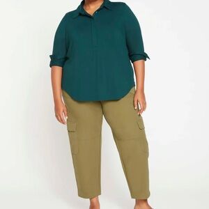 Universal Standard Elbe Popover Jersey Shirt Classic Fit in green - size 14-16